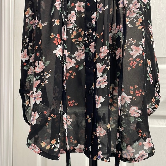 Point Zero Black Pink Floral Button Down Pleated Font & Back Tie at Back Size M - Picture 5 of 11